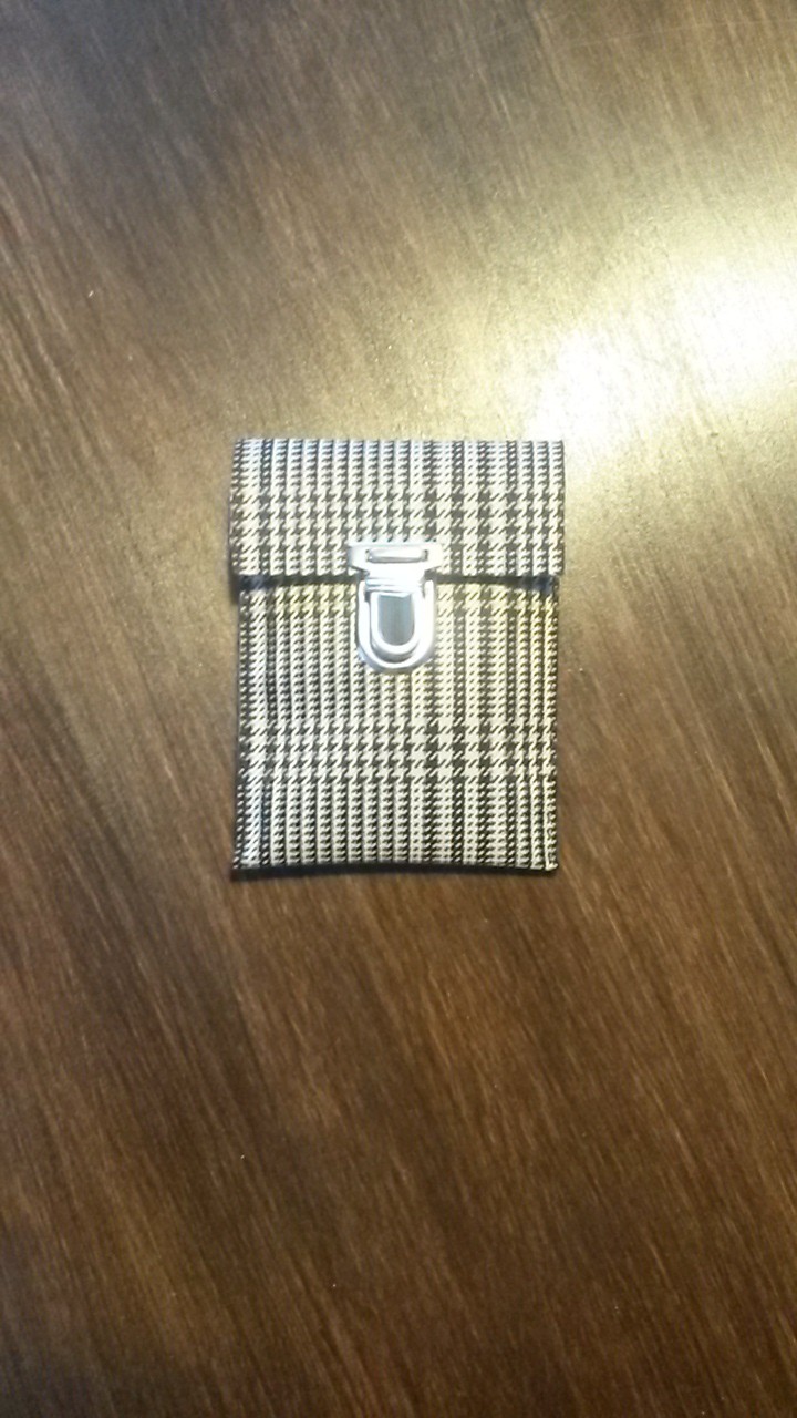 Pochette clippée