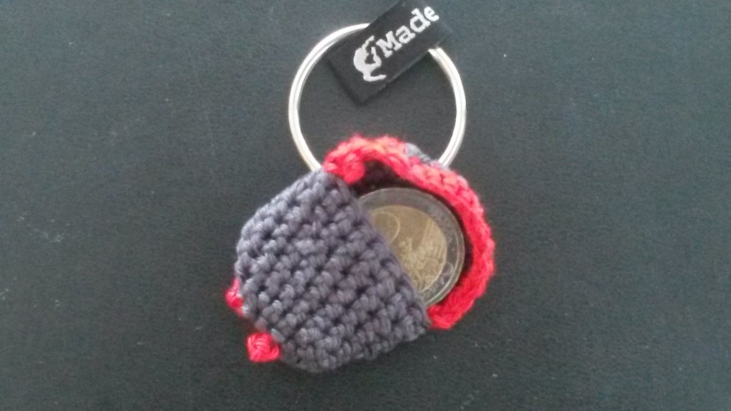 Porte-clés jeton au crochet - ouvert